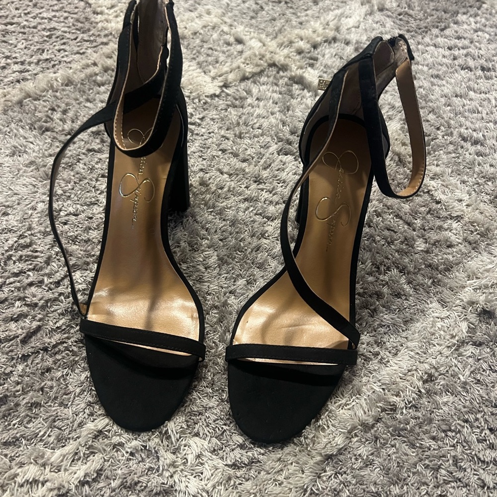 Jessica Simpson brand Sloyan style black pumps microsuede. New in box. Size 8
